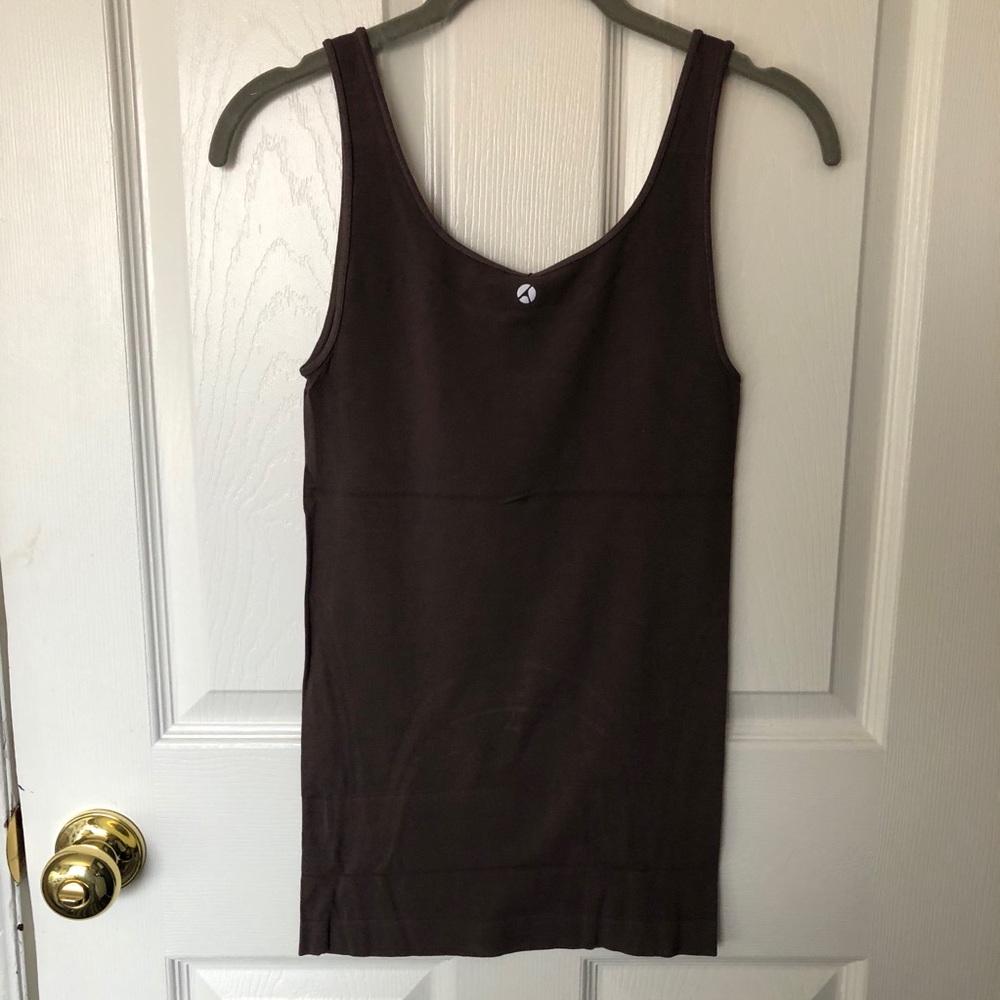 2/$35 or 3/$50 NWT Avocado Activewear Pewter Seamless Tank - Picture 2 of 5